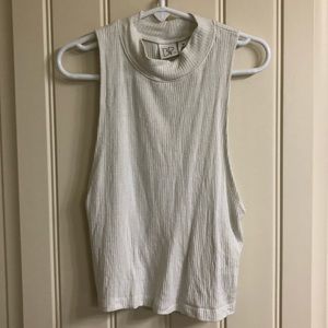 Cropped turtle neck tank top
